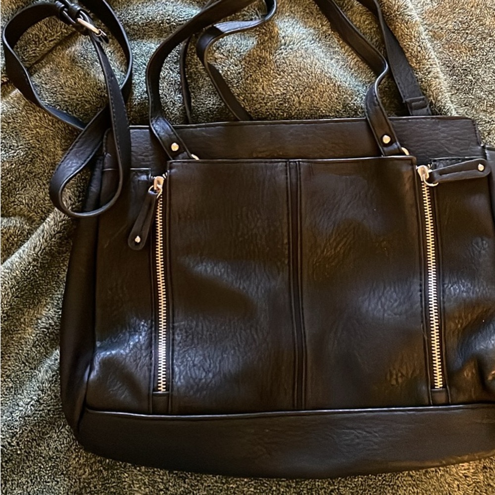 Laura Scott handbag
